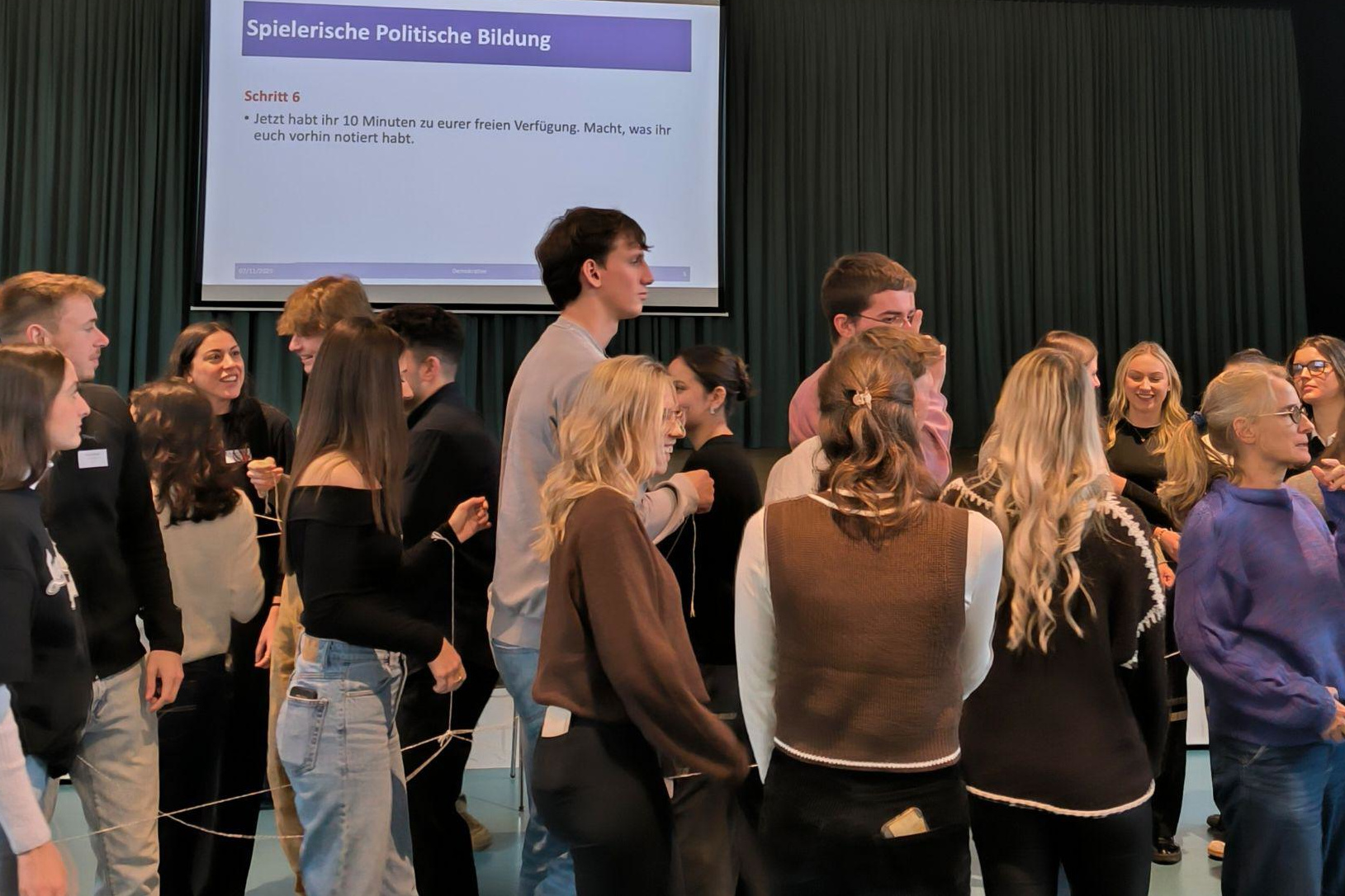 Ein Spiel mit mehr als 120 Teilnehmenden